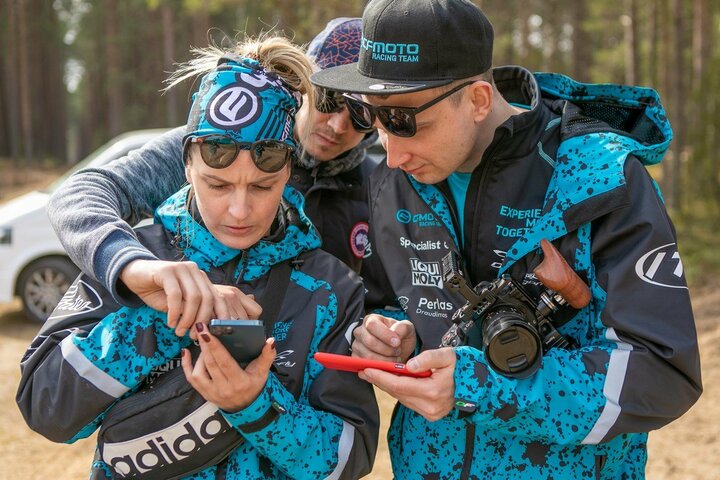 33