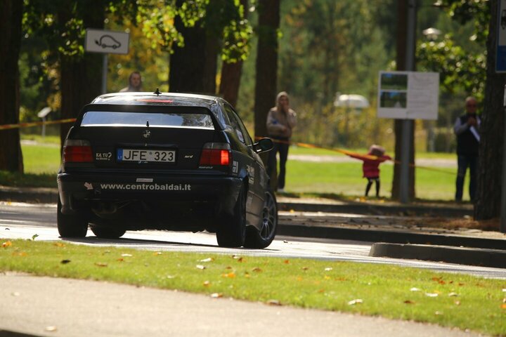 89