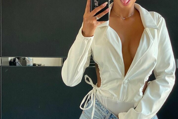 23