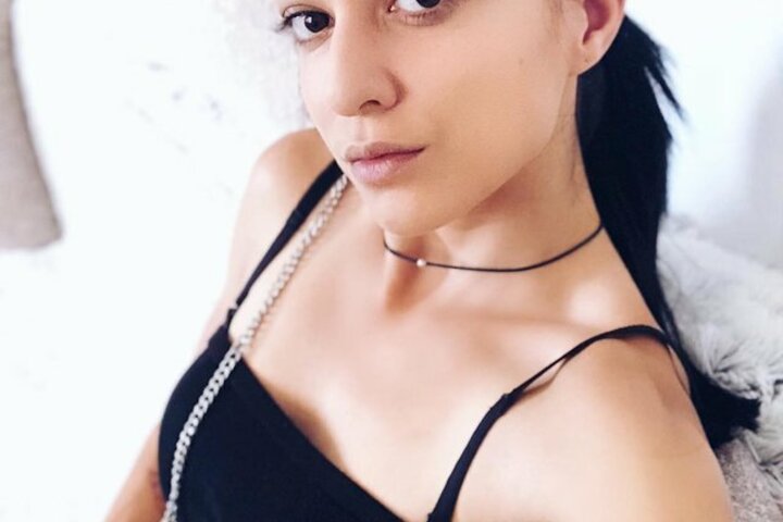 25