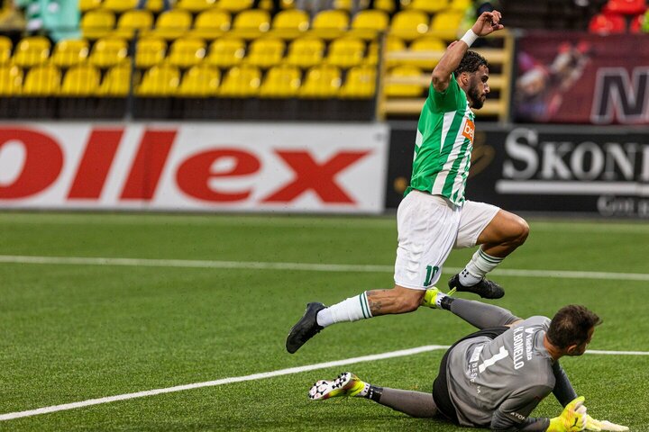 39