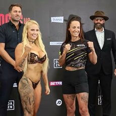 Ebanie Bridges | Youtube.com nuotr. 10