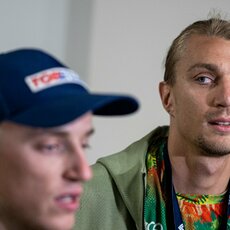 Patriko Stankevičiaus ir Audriaus Knašo sutikimas oro uoste | Pauliaus Peleckio / BNS foto nuotr. 15