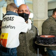 Vilniaus oro uoste sutikti Dakaro dalyviai | BNS nuotr. 18