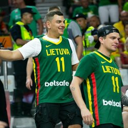 Lietuvos rinktinės sirgaliai rungtynėse su Australija | Žygimanto Gedvilos / BNS foto nuotr. 4