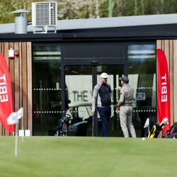 Vilniuje golfo sezonas pradėtas azartišku turnyru ir šventine nuotaika | Organizatorių nuotr. 3