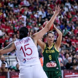 Turkių ir lietuvių rungtynės | FIBA nuotr. 4