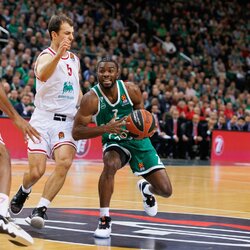 „Žalgiris“ – „AX Armani“ rungtynių akimirka | Eriko Ovčarenko / BNS foto nuotr. 4