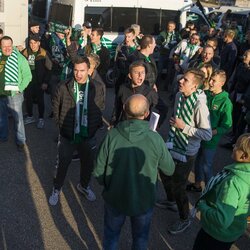 Policijos prižiūrimi „Žalgirio“ fanai atvyko į Vilnių | Roko Lukoševičiaus/BNS Foto nuotr. 2