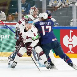 Latvijos – JAV rungtynių akimirka | IIHF nuotr. 4