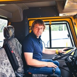 B.Vanagas vairavo didžiausią pasaulio savivartį | Vytauto Pilkausko nuotr. 5