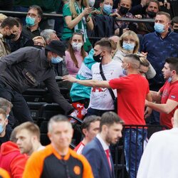 „Crvena Zvezda“ sirgalių konfliktas su „Žalgirio“ gerbėjais ir apsauga | Eriko Ovčarenko / BNS foto nuotr. 4