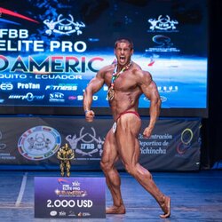 Deividas Dubinas triumfavo kultūrizmo varžybose Ekvadore | Organizatorių nuotr. 5