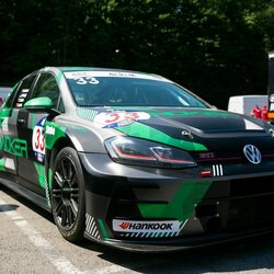 „Aurum 1006 km“ lenktynių dalyvių techninė komisija | Žygimanto Gedvilos / BNS foto nuotr. 2