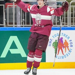 Latvija – Švedija rungtynių akimirka | IIHF nuotr. 4