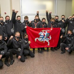 Benediktas Vanagas su komanda | Roko Lukoševičiaus/BNS Foto nuotr. 2