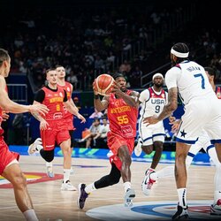 JAV - Juodkalnija rungtynių akimirka | FIBA nuotr. 1