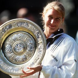28. Steffi Graf – 21,895 mln. Šalis: Vokietija. „Didžiojo kirčio“ titulai: 22. Iš viso titulų: 107. | Scanpix nuotr. 3
