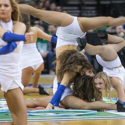 „Žalgirio“ šokėjų pasirodymas rungtynėse su „Valencia“ | Roko Lukoševičiaus/BNS Foto nuotr. 1
