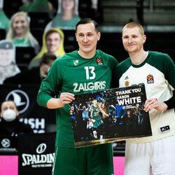 Paulius Jankūnas ir Aaronas White'as | BNS/Arno Strumilos nuotr. 2