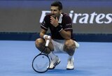 Finalas baigėsi anksčiau laiko: Djokovičius laimėjo 102-ą ATP turnyrą per karjerą