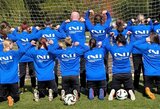 Profesionalią futbolininkę palaiko visas universitetas: Kazimiero Simonavičiaus universiteto studentės D.Dockaitės patirtis 