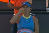 Sh.Zhang Majamyje pagerino neįtikėtiną antirekordą, sugrįžusi S.Halep ir V.Williams krito pirmajame rate