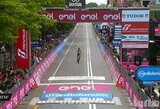 50 km vienas važiavęs B.Healy iškovojo įspūdingą pergalę „Giro d‘Italia“ etape