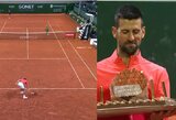 Novako Djokovičiaus gimtadienis: sulaužyta raketė ir bilietas į pusfinalį