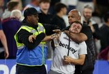 Skaudi sezono pradžia: triuškinamos „West Ham“ komandos fanai veržėsi į aikštę ir anksčiau laiko paliko stadioną