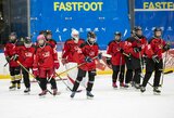 Latvijos čempionato B divizioną įtikinamai laimėjusios „Hockey Stars“ merginos: „Esame tikra komanda“