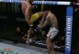 Pasigrožėkite pretendentu į metų nokautus: UFC debiutantas likus 19 sekundžių iki kovos pabaigos varžovą „išjungė“ keliu