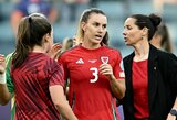 Sukrėtimas Europos moterų futbolo čempionate – vykstant į treniruotę į avariją pateko Velso rinktinės autobusas