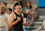 A.Kerber olimpiadoje nugalėjo N.Osaką ir pratęsė karjerą