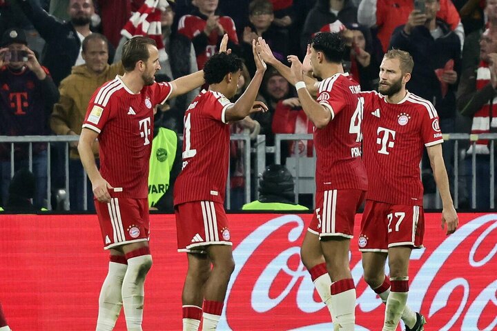 Vokietijoje keičiasi lyderiai: „Bayern“ sutrypė varžovus, „Borussia“ prarado taškus