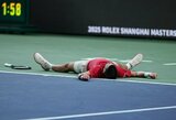 Šanchajuje – Federerio rekordą pagerinęs Djokovičius ir trečio šimtuko žaidėjo stebuklas