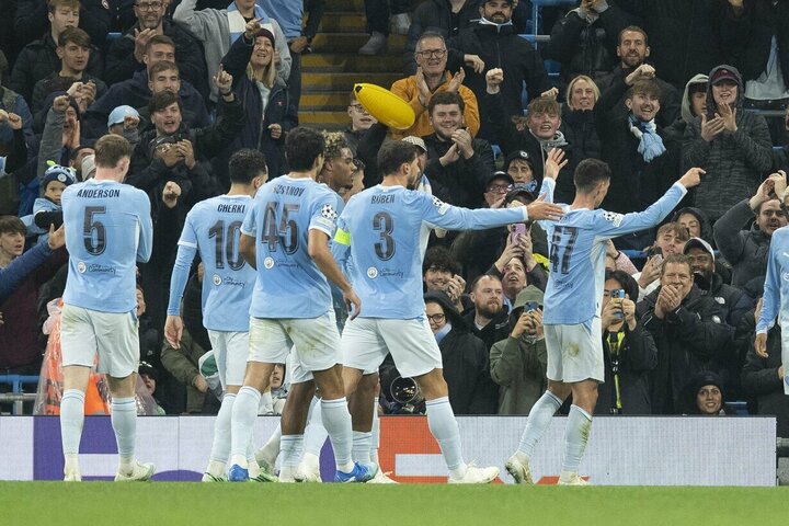 „Man City“ sutriuškino AEK, 2 įvarčių deficitą panaikinęs „Liverpool“ patiesė „Villarreal“