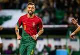 Užsispyrusio berniuko iš Portugalijos istorija: iš namų dėl futbolo planavusio bėgti ir sunkiai laiką užsienyje išgyvenusio B.Fernandeso žygis iki savo svajonių išpildymo