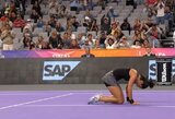 I.Swiatek pratęsė dominavimą „WTA Finals“ turnyre, C.Garcia po įspūdingo taško pateko į pusfinalį