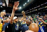 S.Curry suerzino klausimas apie finalo MVP: „Kodėl jūs pradedate nuo šio klausimo? Turime ketvirtą NBA čempionų titulą“