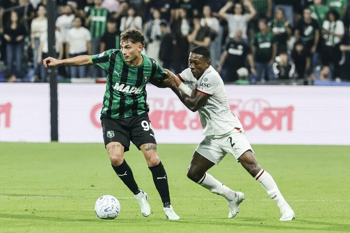 „Serie A“ lygoje – „Sassuolo“ ir „AC Milan“ komandų lygiosios