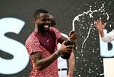 Per tašką nuo pralaimėjimo buvęs F.Tiafoe išplėšė pergalę ir pirmą kartą karjeroje kils į ATP reitingo 10-uką