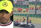 M.Verstappeną pašiepęs L.Hamiltonas pasiuntė žinutę protestuotojams: „Mes nenorime jūsų sužeisti“