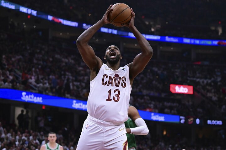 „Dubai“ pasirašė sutartį su NBA čempionu Thompsonu