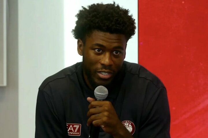 Mosesas Wrightas pasakė, kodėl atvyko į Milaną: „Pasirinkau šią komandą galvodamas, kad nusipelniau geresnės galimybės“