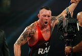 Šeimas įžeidinėję MMA piktadariai susirėmė ant imtynių kilimo: Covingtonas sutriuškino Danisą ir metė iššūkį UFC legendai
