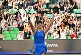 „WTA Finals“: neįtikėtiną seriją pratęsusi J.Pegula patiesė E.Rybakiną