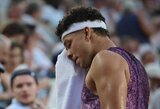 „Roland Garros“ turnyre krito 5-oji pasaulio raketė ir Tsitsipas