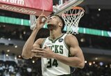 G.Antetokounmpo paskutinėmis sekundėmis išplėšė „Bucks“ pergalę