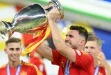 Penkių klubų pasiūlymus atmetęs Ispanijos rinktinės gynėjas sugrįžo namo